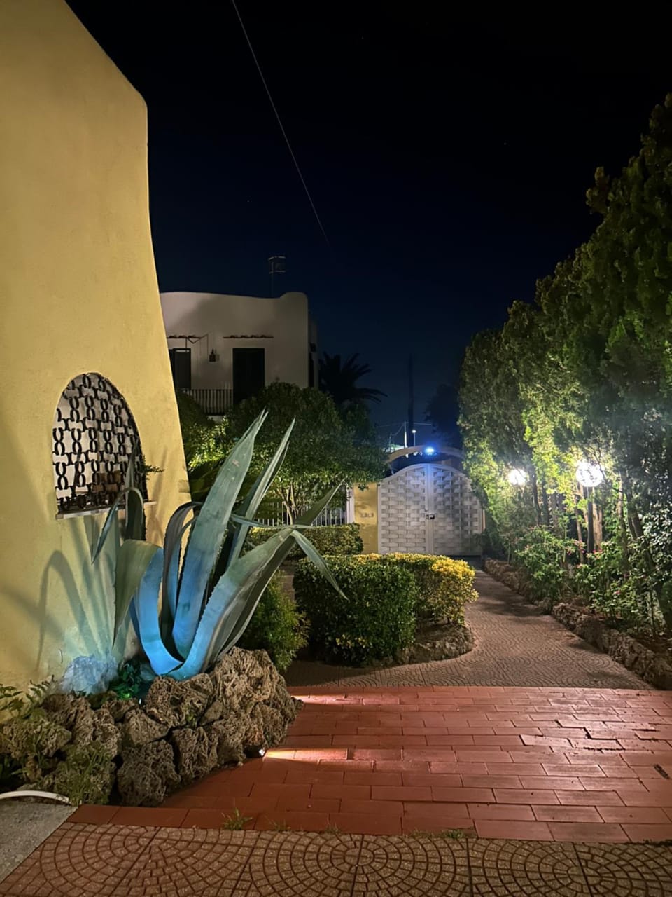 Villa immersa nel verde House in Ischia