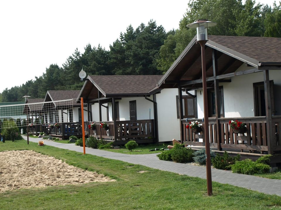 Domki letniskowe LENIUSZKOWO Nature lodge in West Pomeranian Voivodeship, Poland