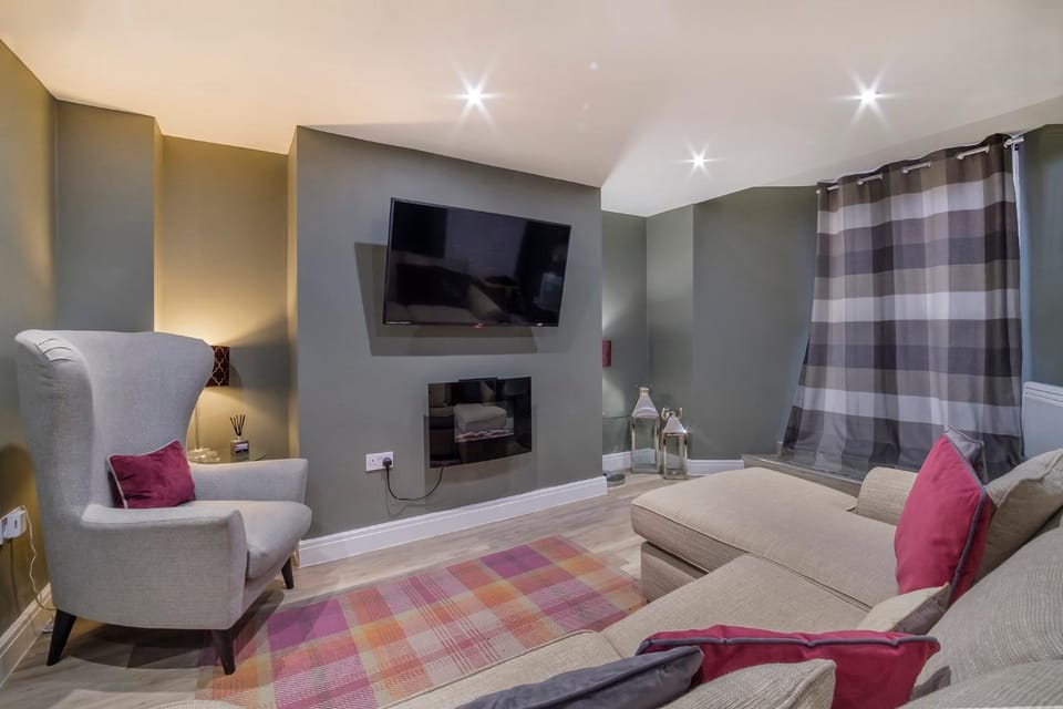 Living room, Photo of the whole room