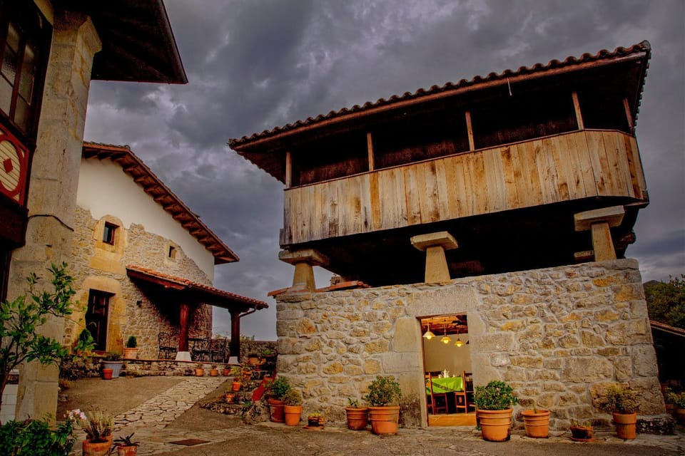 Casería el Hondrígu Apartment in Asturias