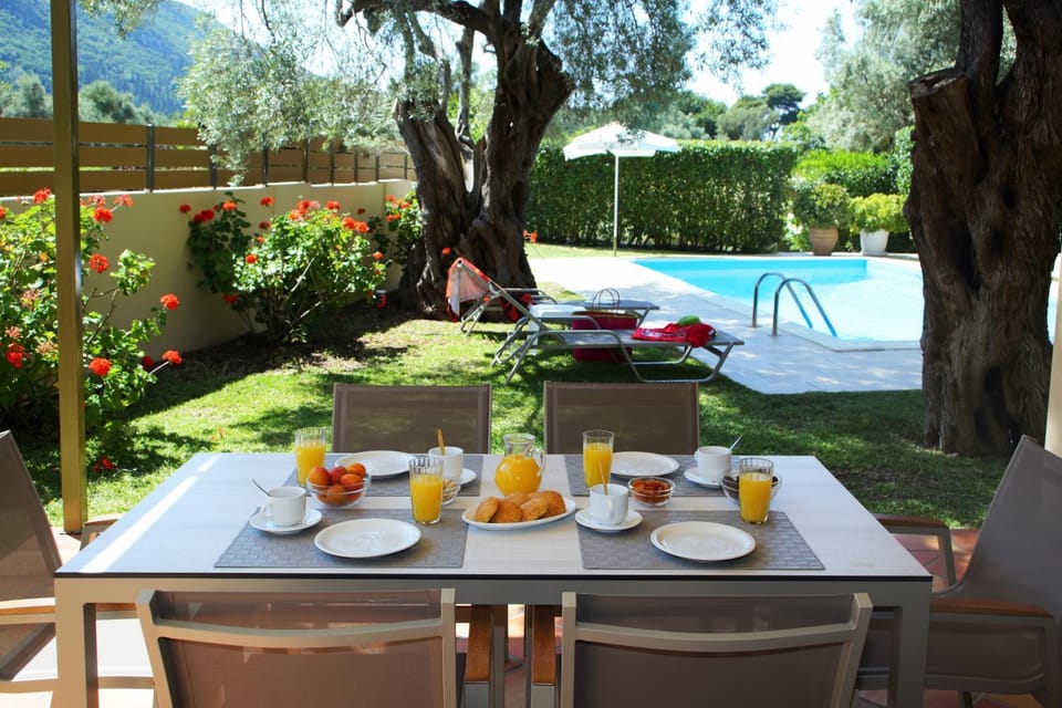 Balcony/Terrace, Swimming pool