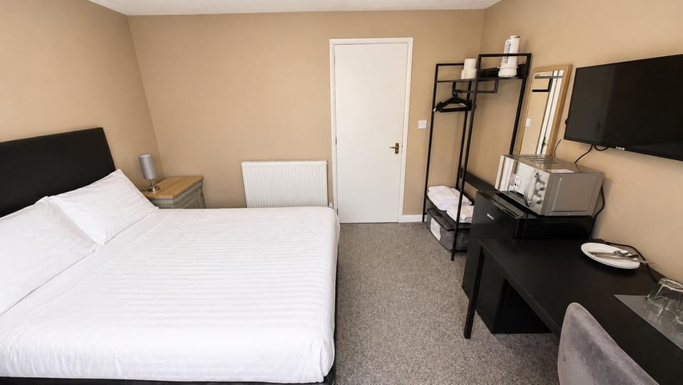 Bed, TV and multimedia, Coffee/tea facilities, Photo of the whole room, Bedroom