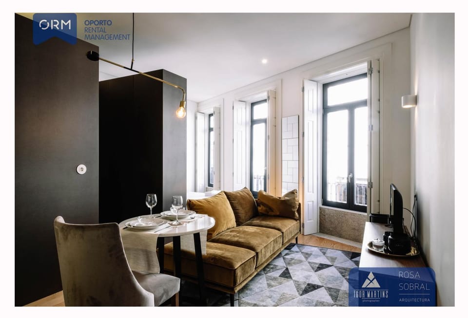 TV and multimedia, Living room, Other, Photo of the whole room, Decorative detail, Dining area