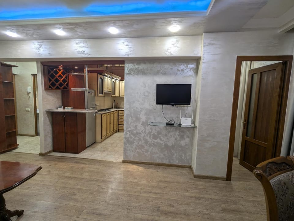 Kitchen or kitchenette, Living room, Seating area