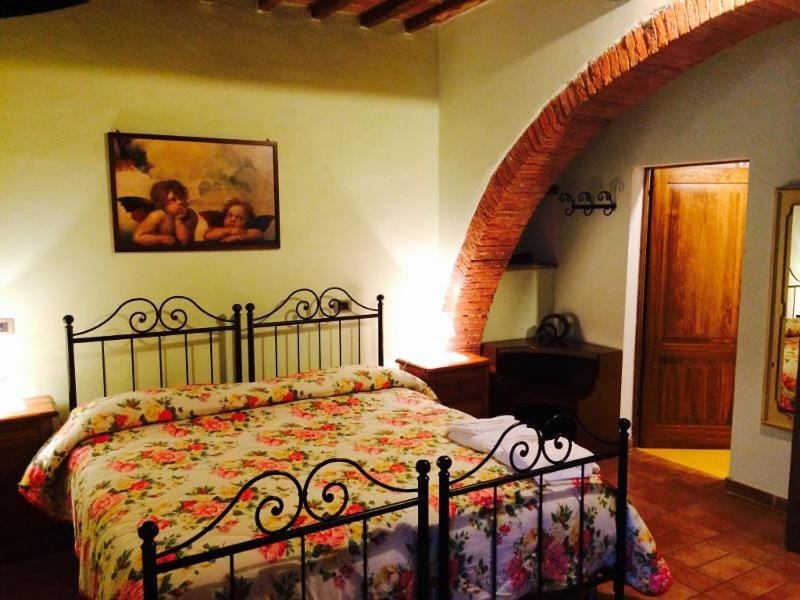 La Vecchia Camera Farm Stay in Tuscany