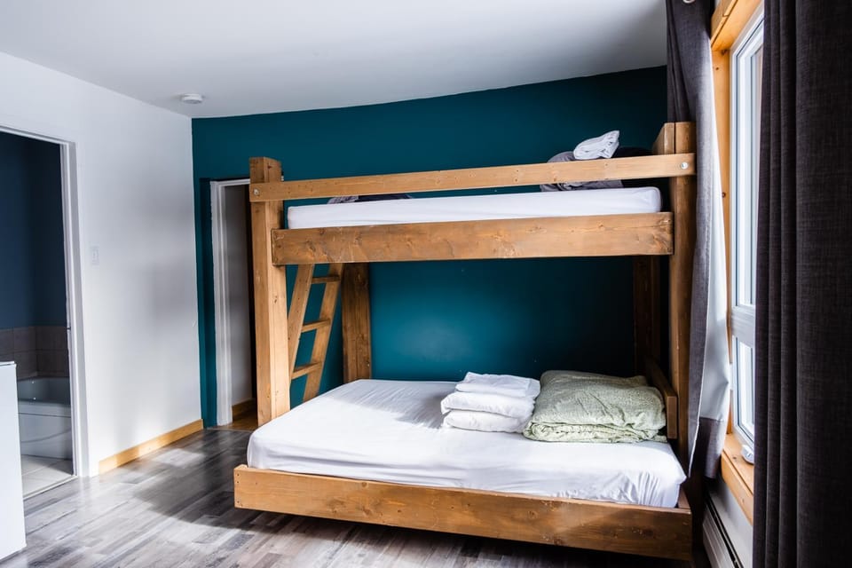 bunk bed