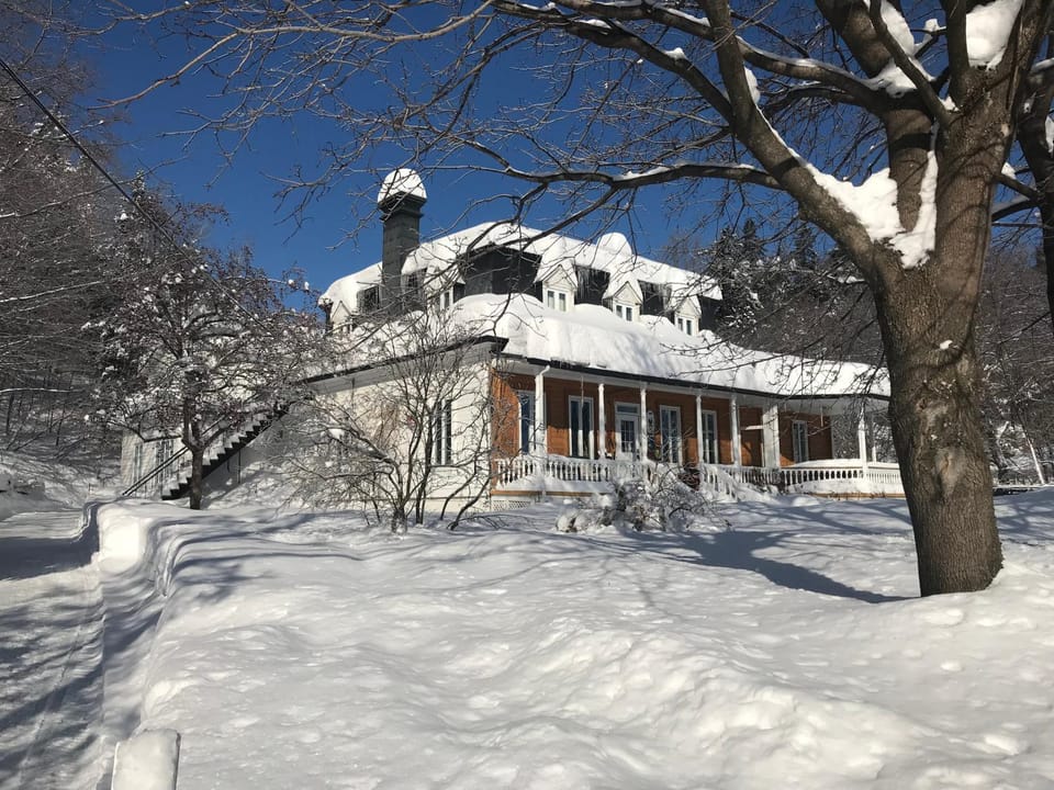 Property building, Winter