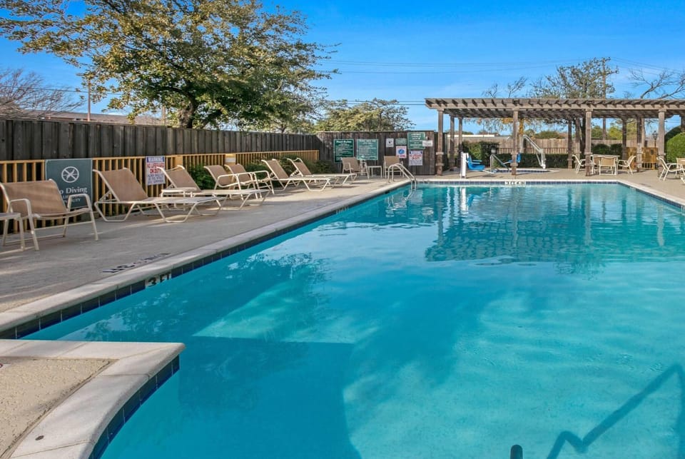 Pool view