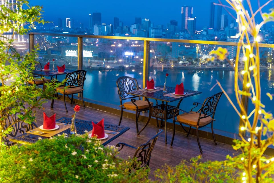 Lounge or bar