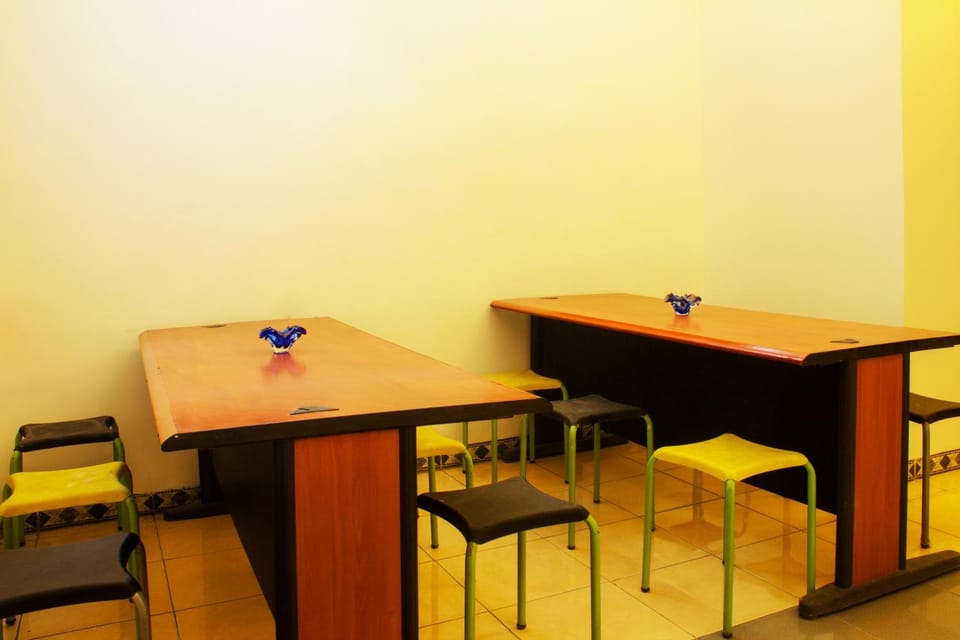 Dining area, Breakfast