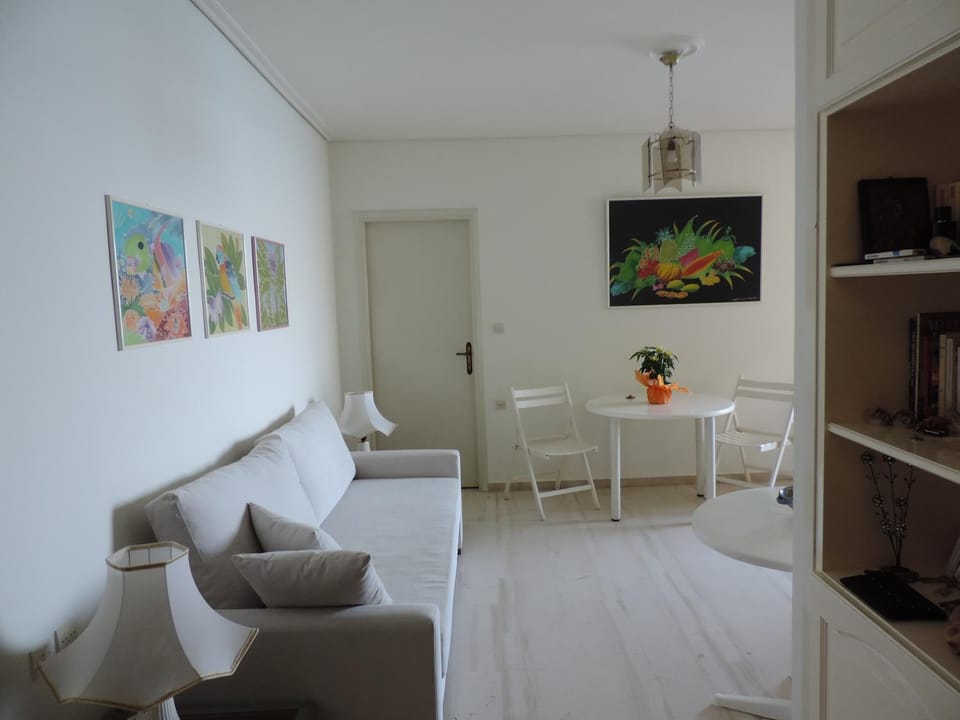 Seafront Apartment in Euboea