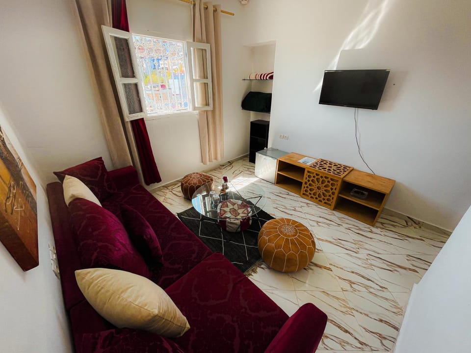 Communal lounge/ TV room, TV and multimedia, Living room, Seating area