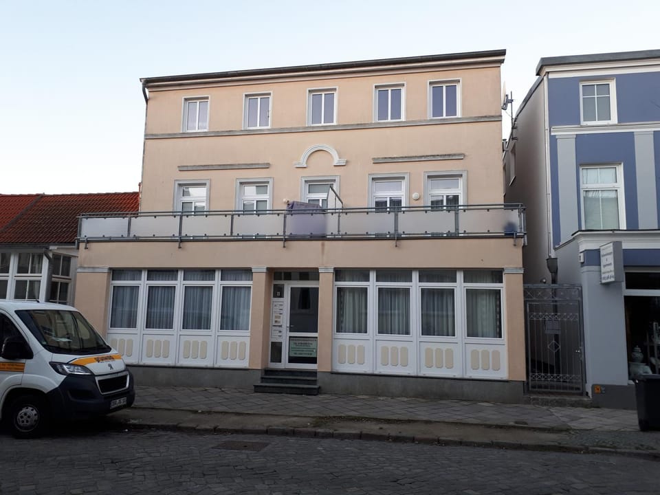 Ferienwohnung preiswert und strandnah Apartment in Mecklenburg-Vorpommern, Germany