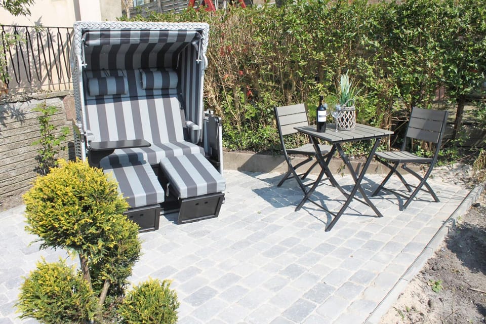 Day, Garden, Balcony/Terrace, Dining area
