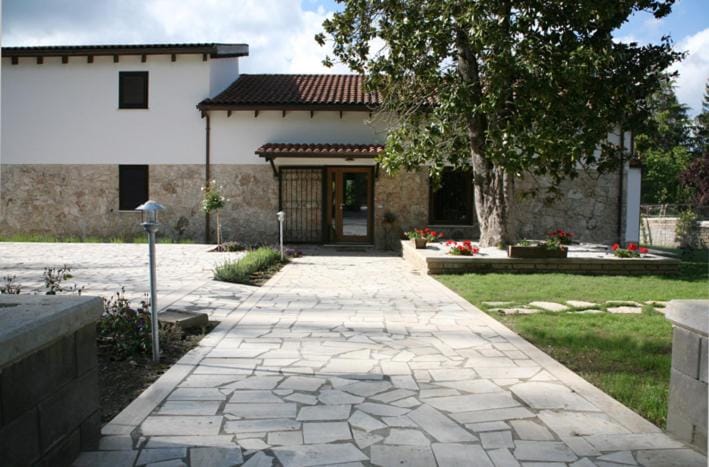 Property building, Day, Garden