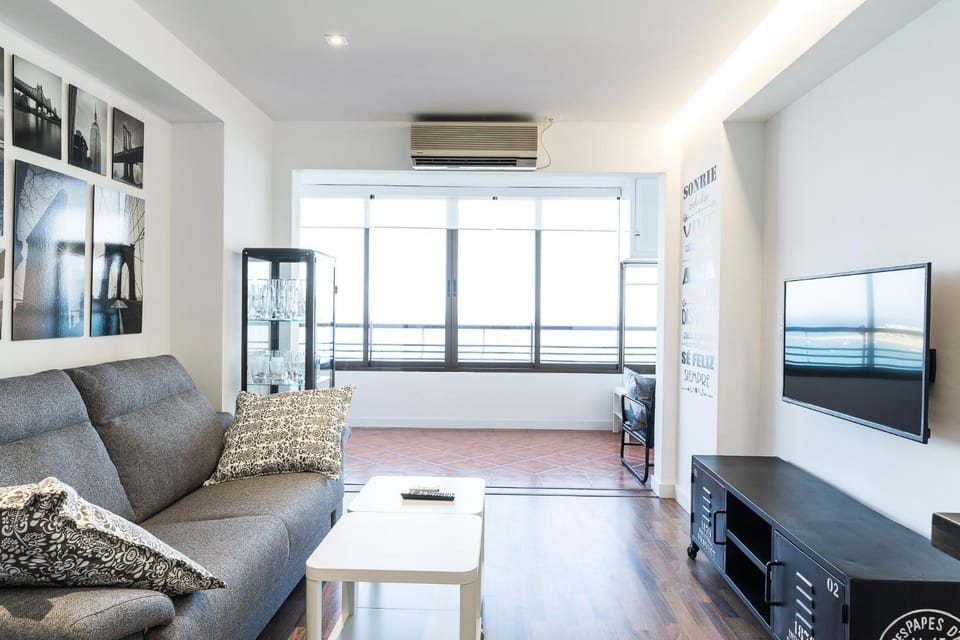 TV and multimedia, Living room, air conditioner