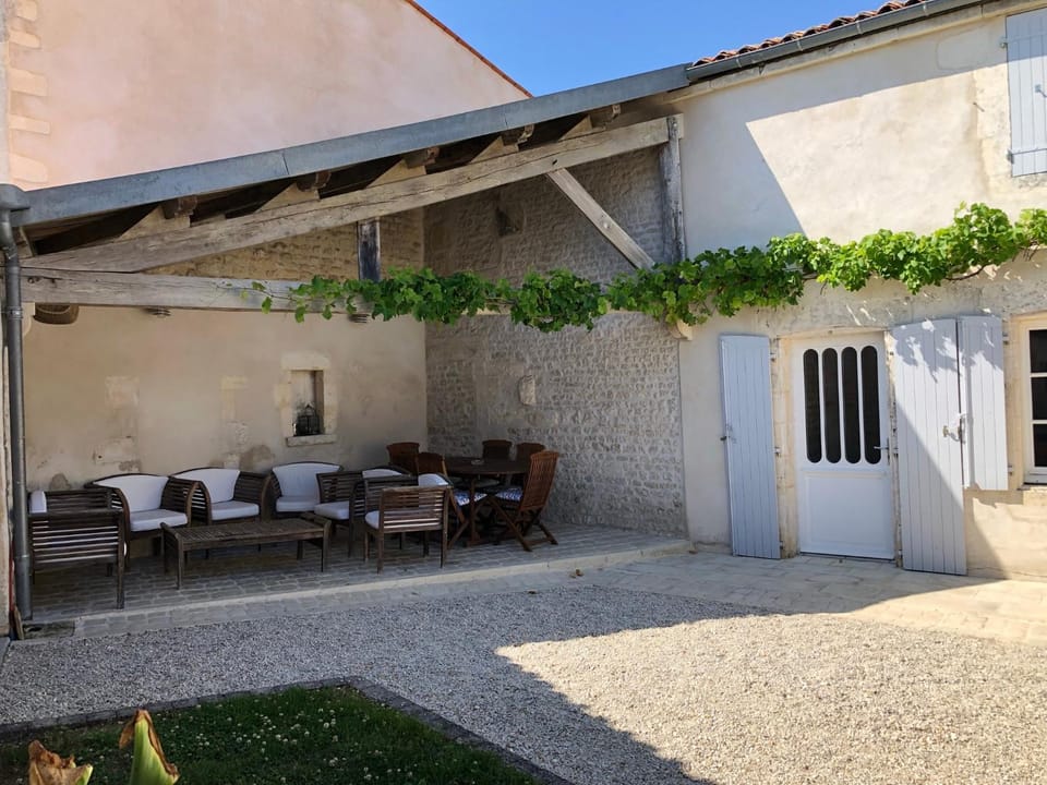 Maison de charme LA ROCHELLE ILE DE RE House in Nouvelle-Aquitaine
