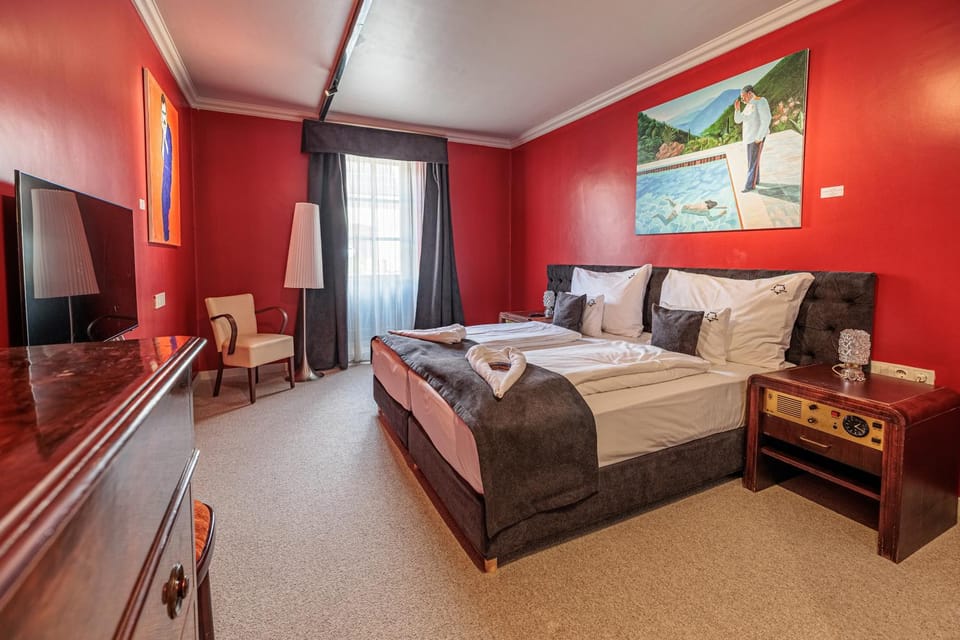Photo of the whole room