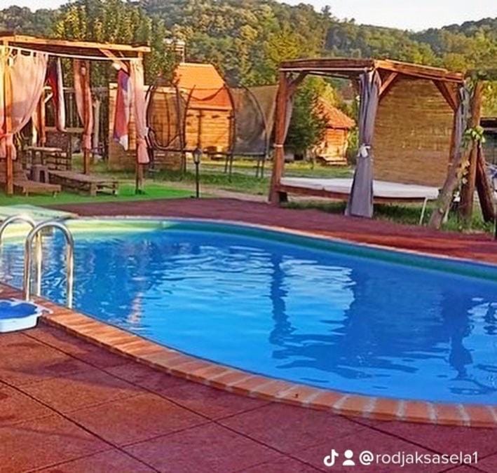 Holiday Home Rodjak sa sela House in Serbia
