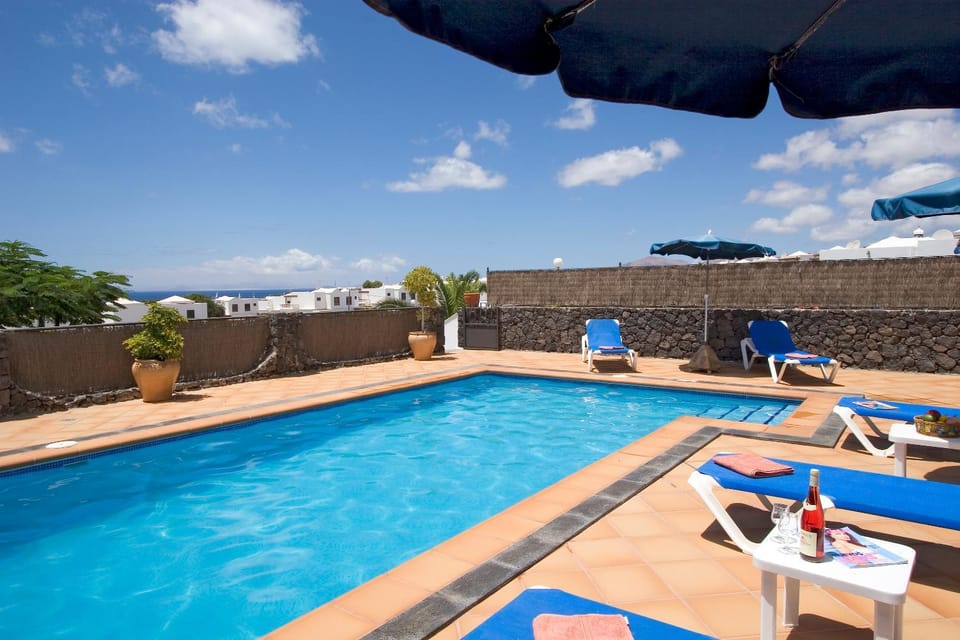 Solarium, Swimming pool
