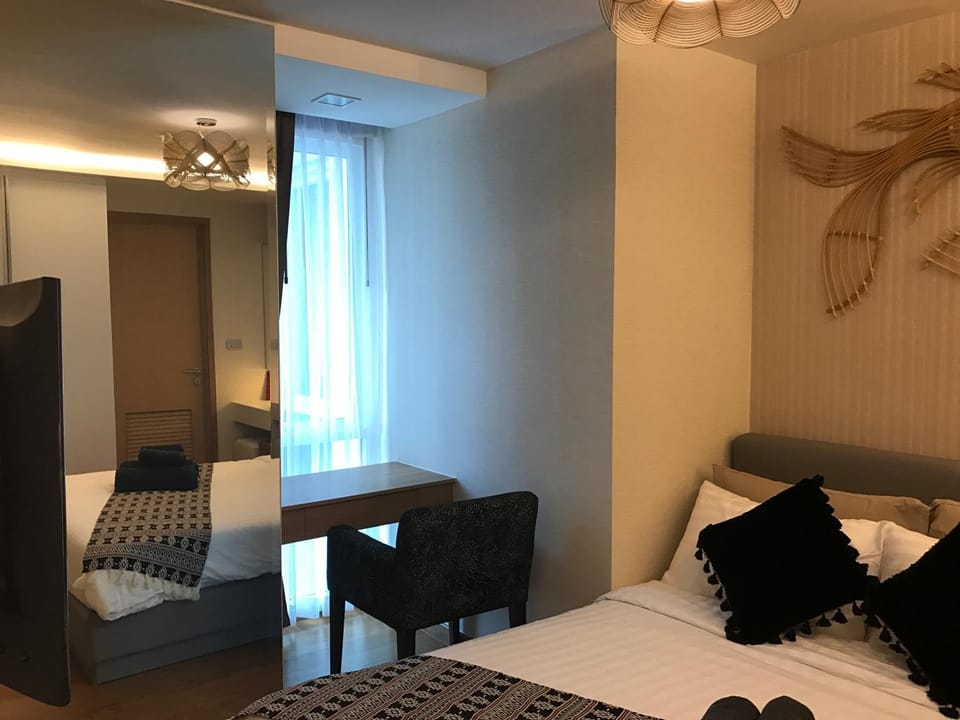 Bed, Bedroom