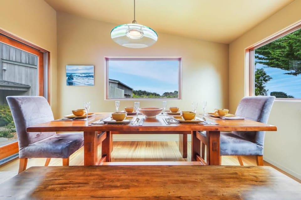 Meadow House House in Sonoma County
