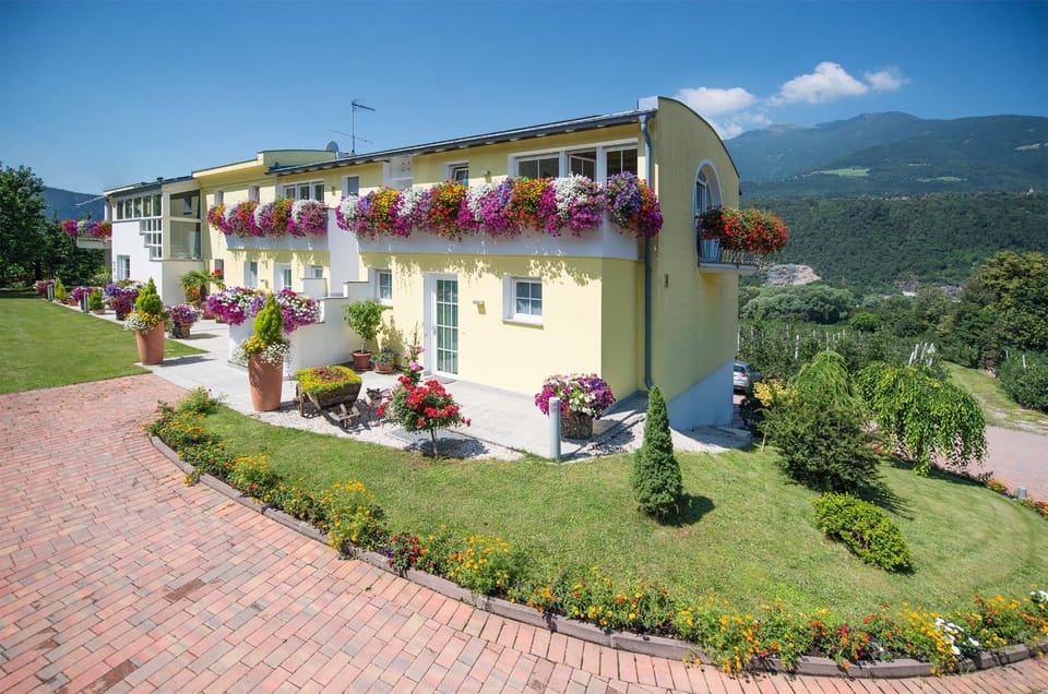 Property building, Garden