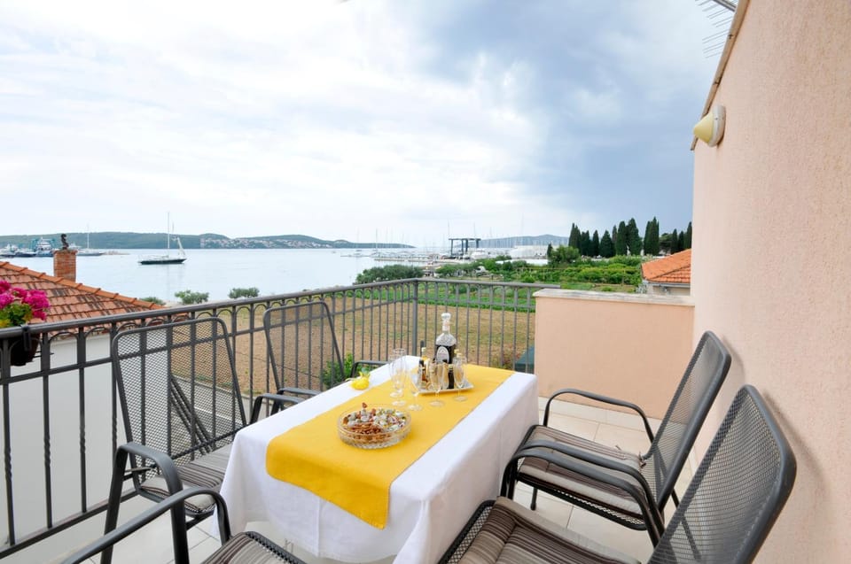 Balcony/Terrace, Seating area, Sea view