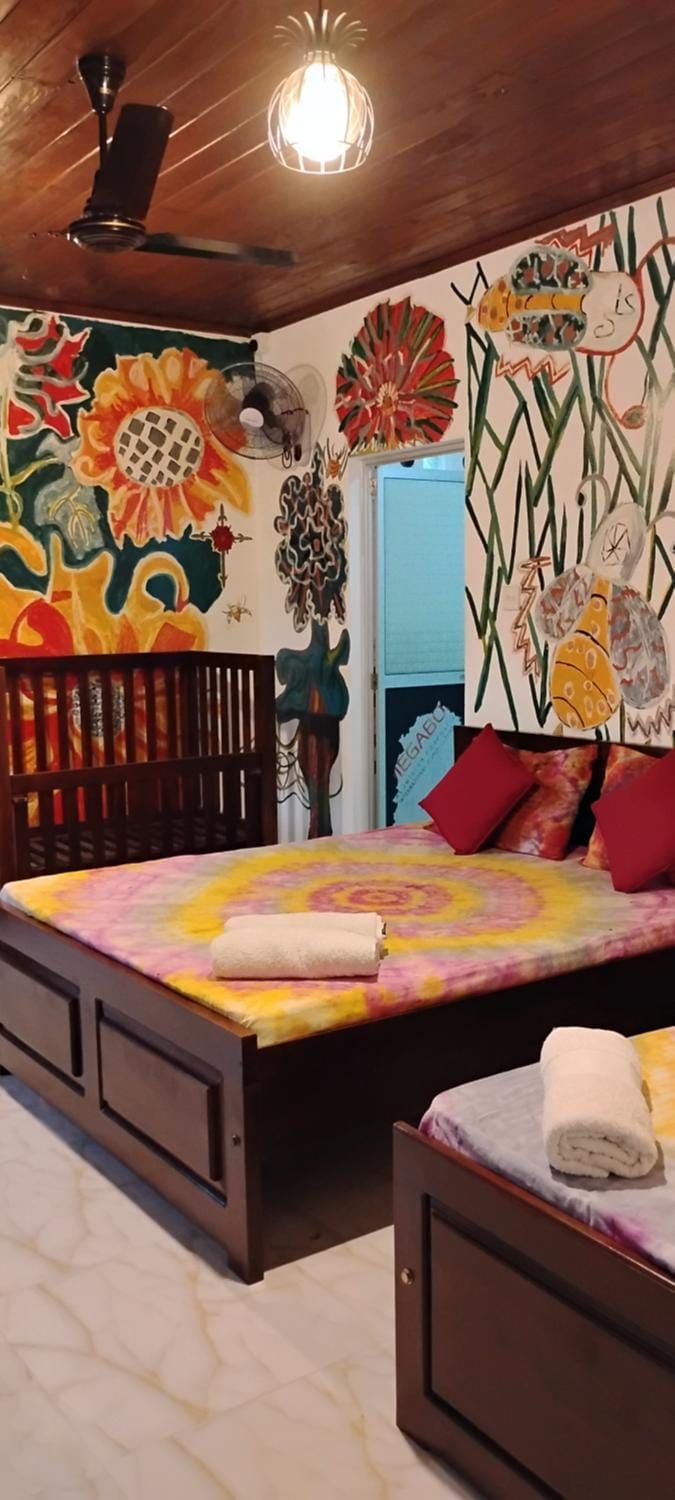 Bed, Photo of the whole room, Bedroom