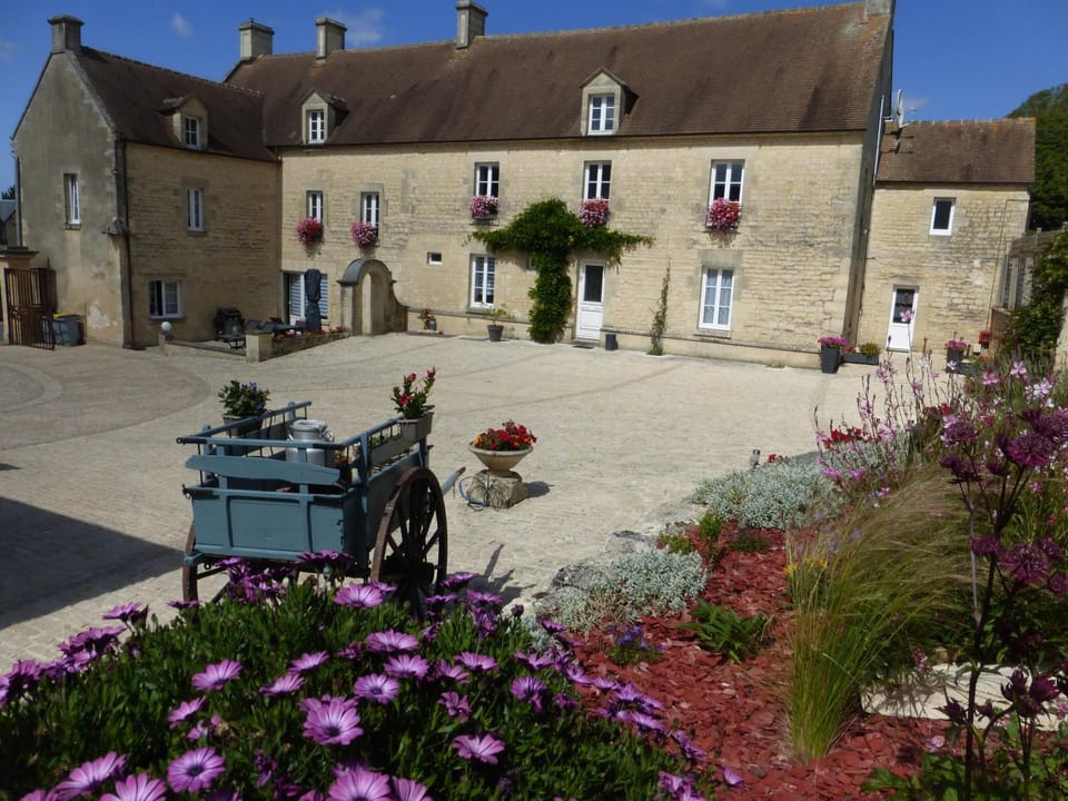 Property building, Garden