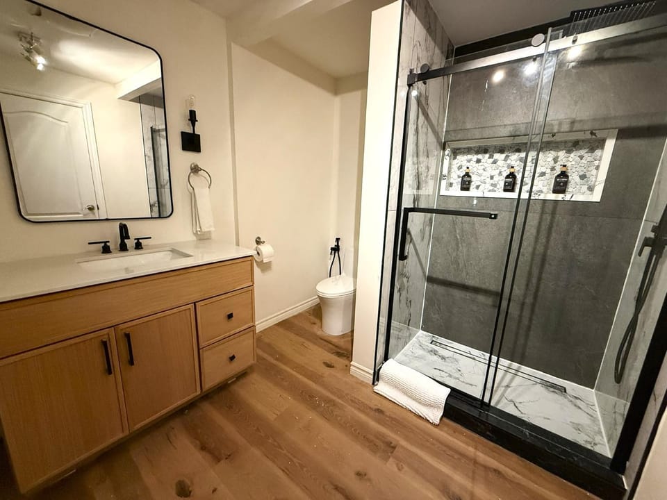 Shower, Bathroom