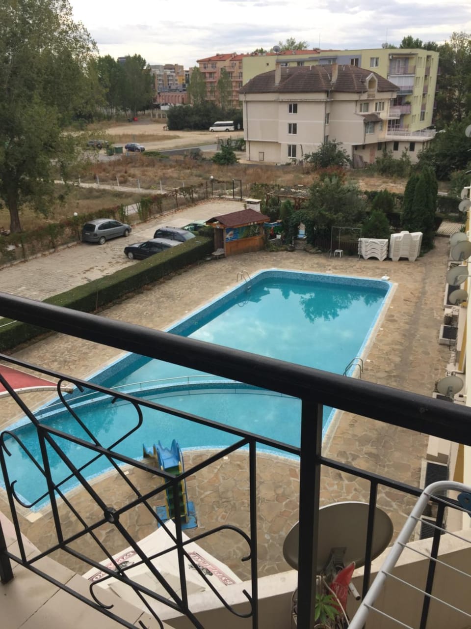 Swimming pool
