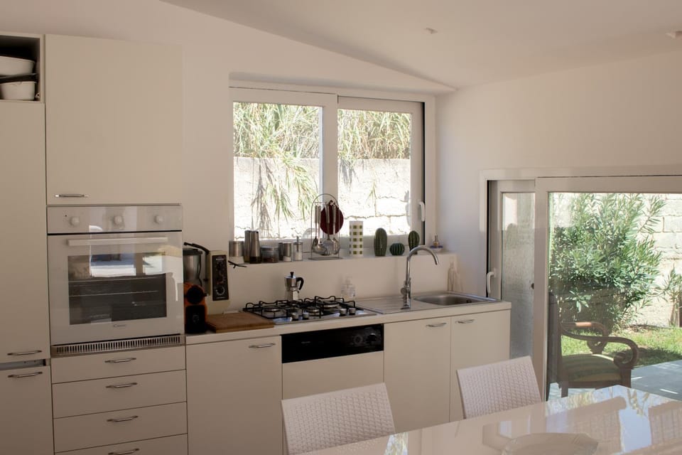 Kitchen or kitchenette, Other