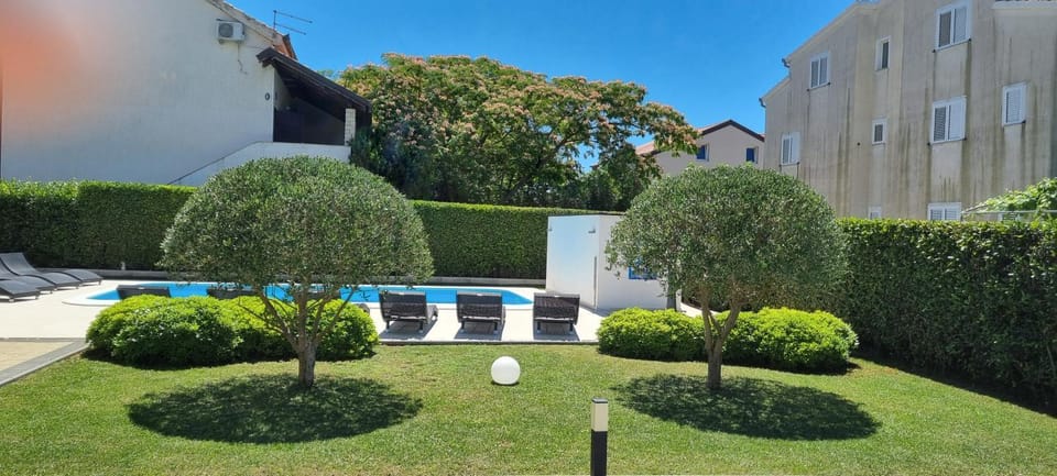 Spring, Garden, Garden view, Pool view, Swimming pool