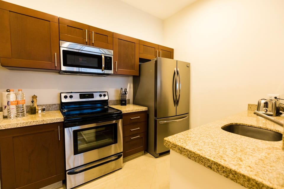 Coffee/tea facilities, Kitchen or kitchenette