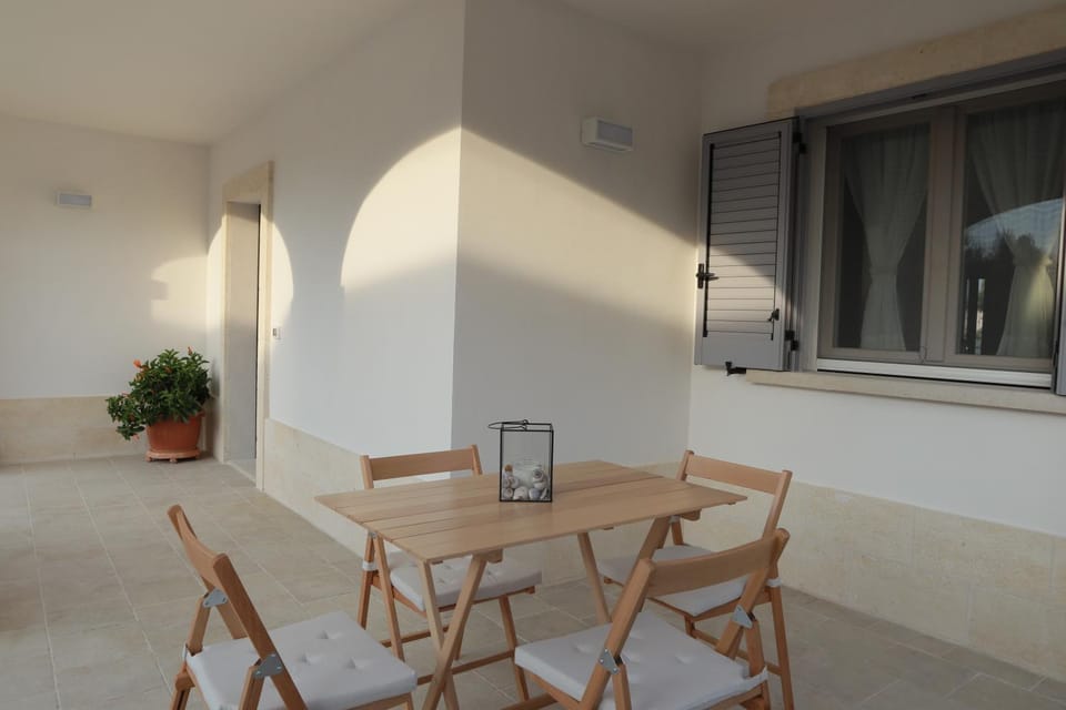 Property building, Balcony/Terrace