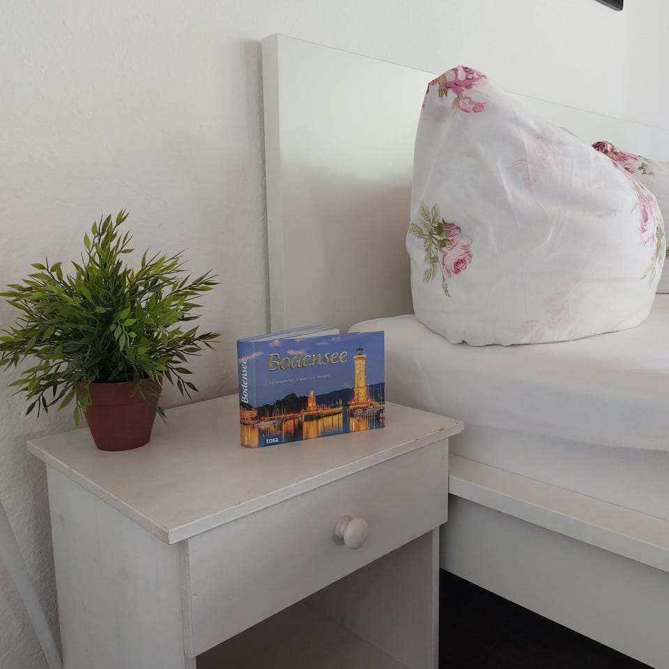 Schöne EinZimmer Wohnung zwischen Bodensee und Allgäu Apartment in Baden-Württemberg