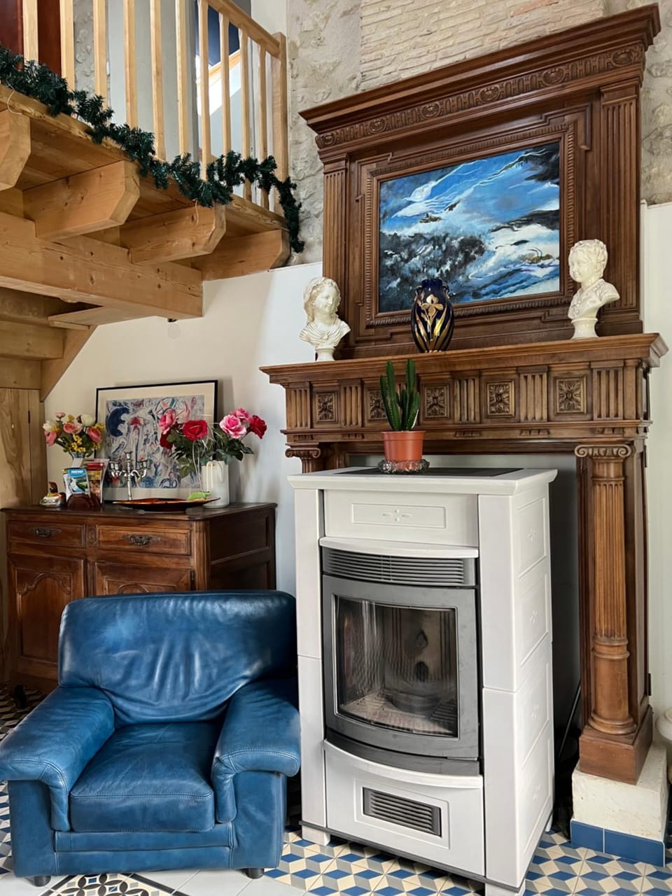 TV and multimedia, Living room, Seating area, flat iron