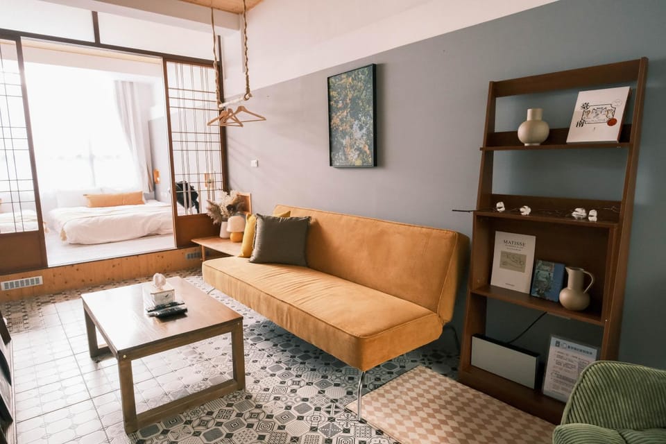 South Gate Home Stay Bed and Breakfast in Kaohsiung