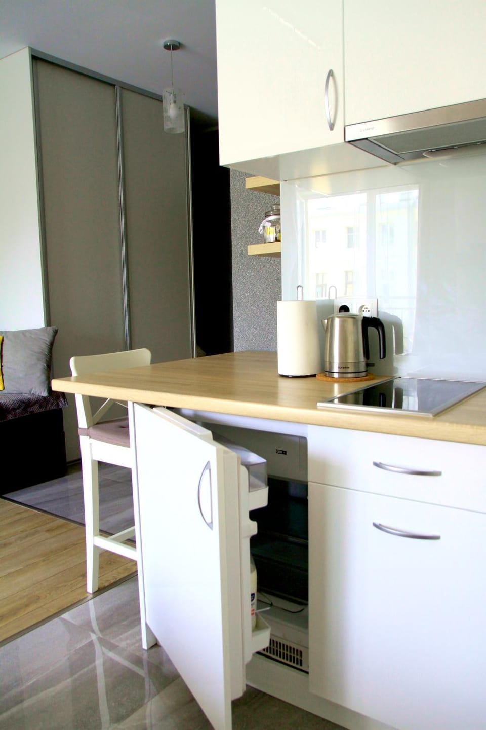 Apartament Więckowski - Apartamentylove, Prywatny Garaż podziemny, Centrum, Self Chech - in, F-VAT Apartment in Masovian Voivodeship
