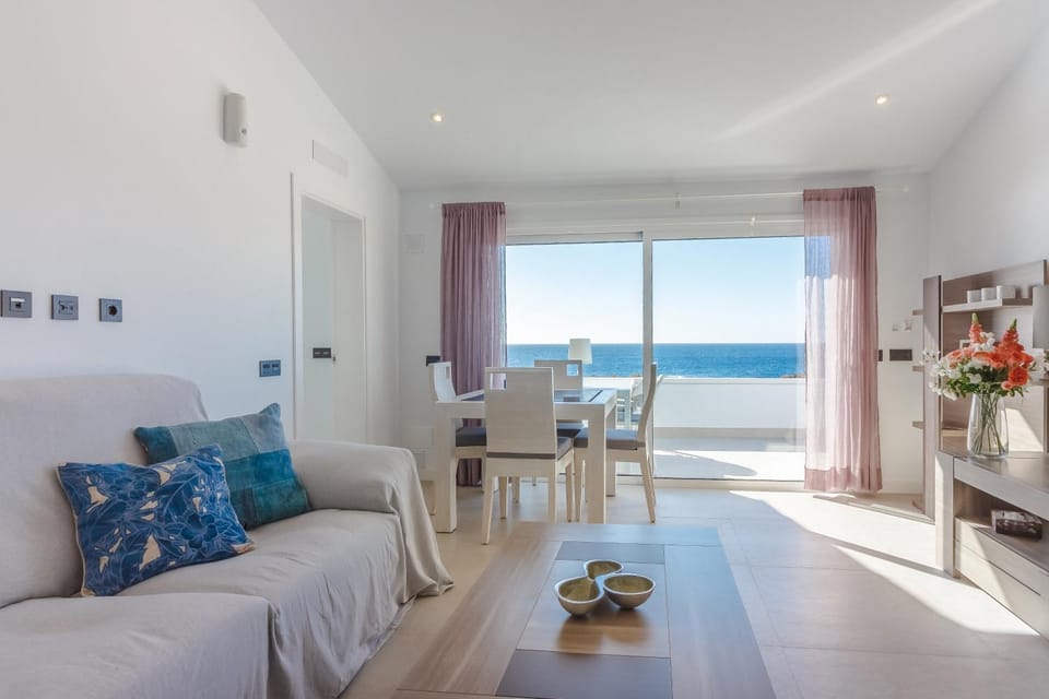 Living room, Seating area, Dining area, Sea view