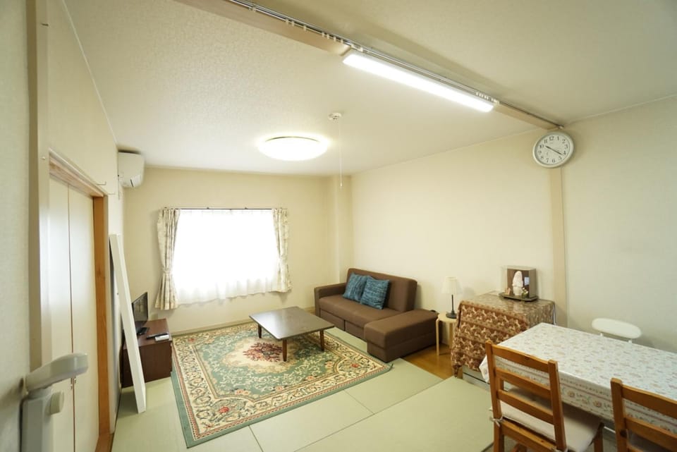 Mark's HOME Apartment in Japan
