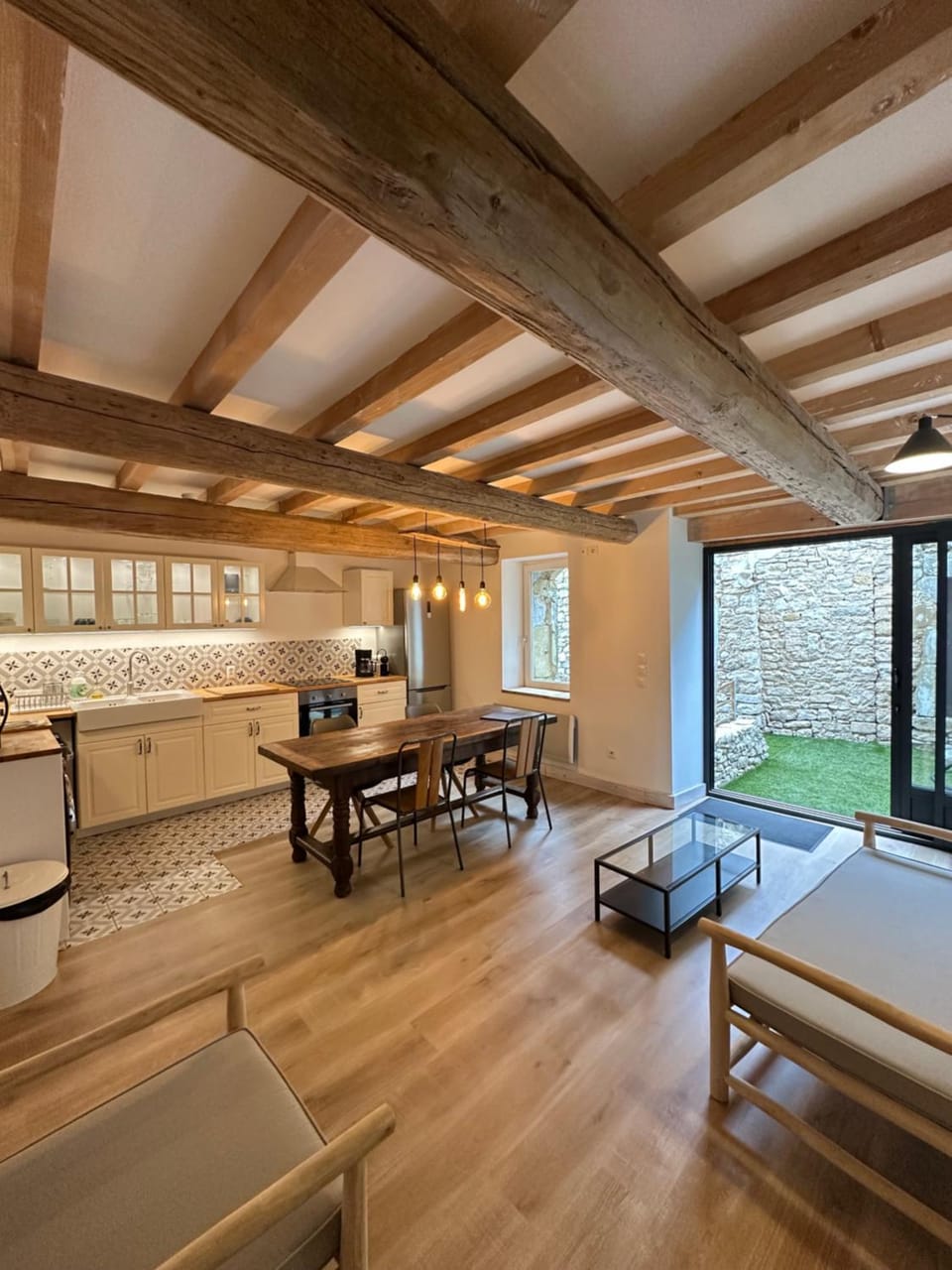 Kitchen or kitchenette, Living room, Dining area