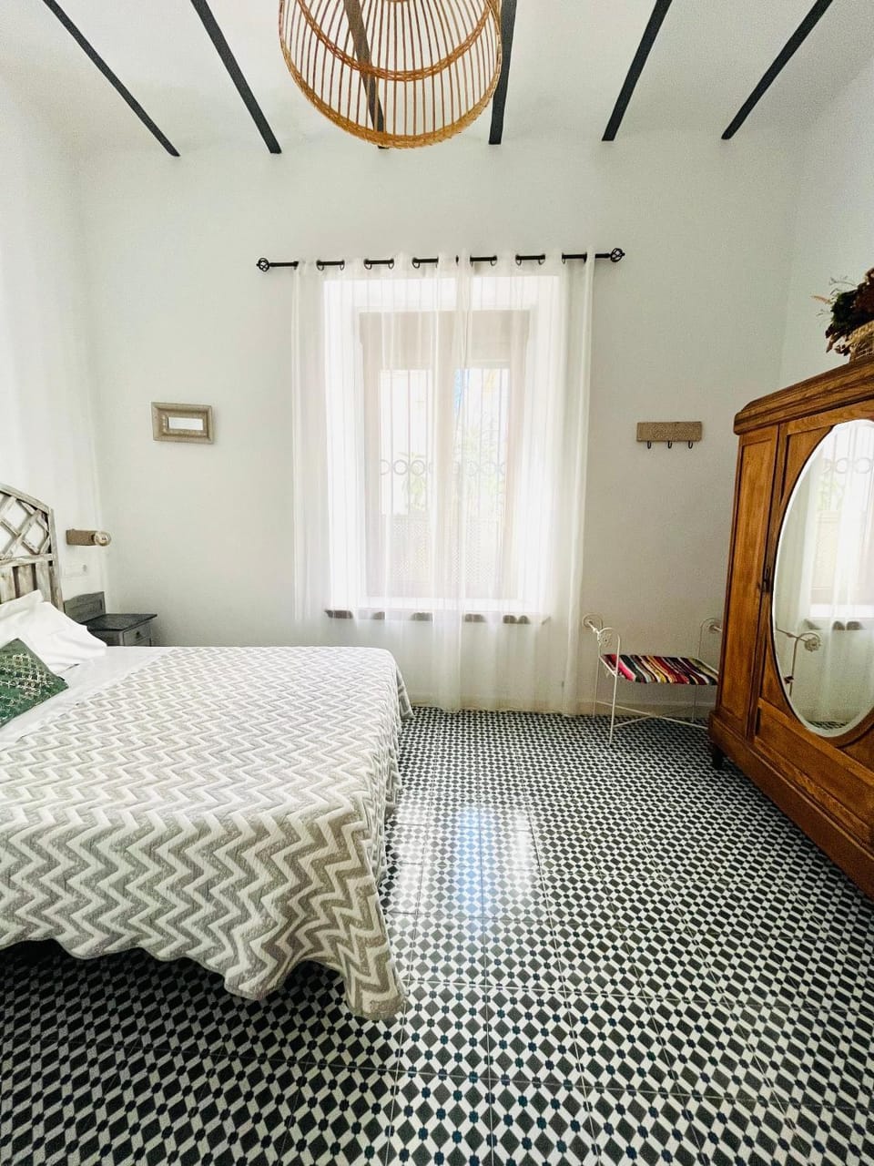 Bed, Bedroom