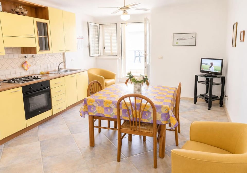 TV and multimedia, Living room, kitchen