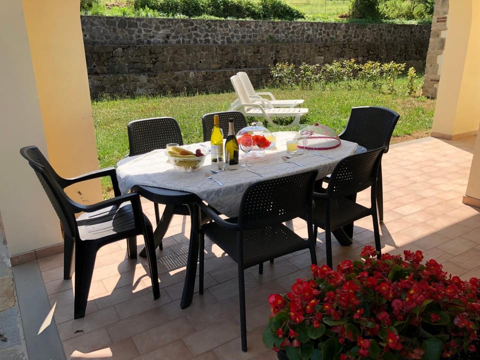 Patio, Food, Breakfast