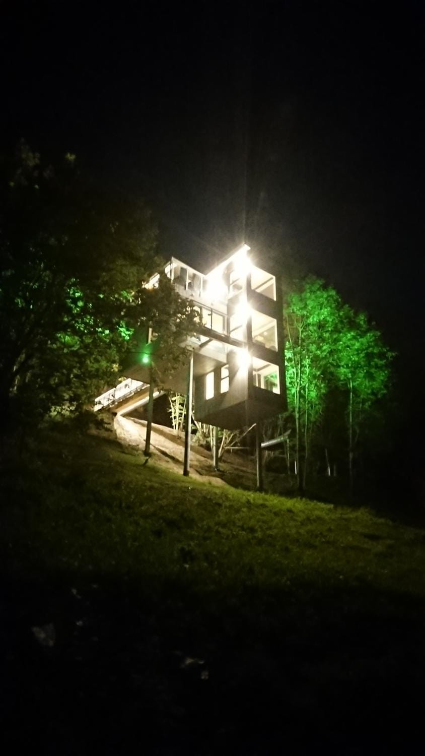 Property building, Night, Summer, Autumn, On site