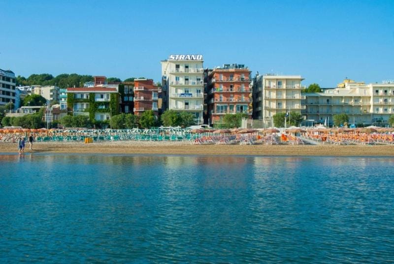 Strand Hotel Hotel in Gabicce Mare