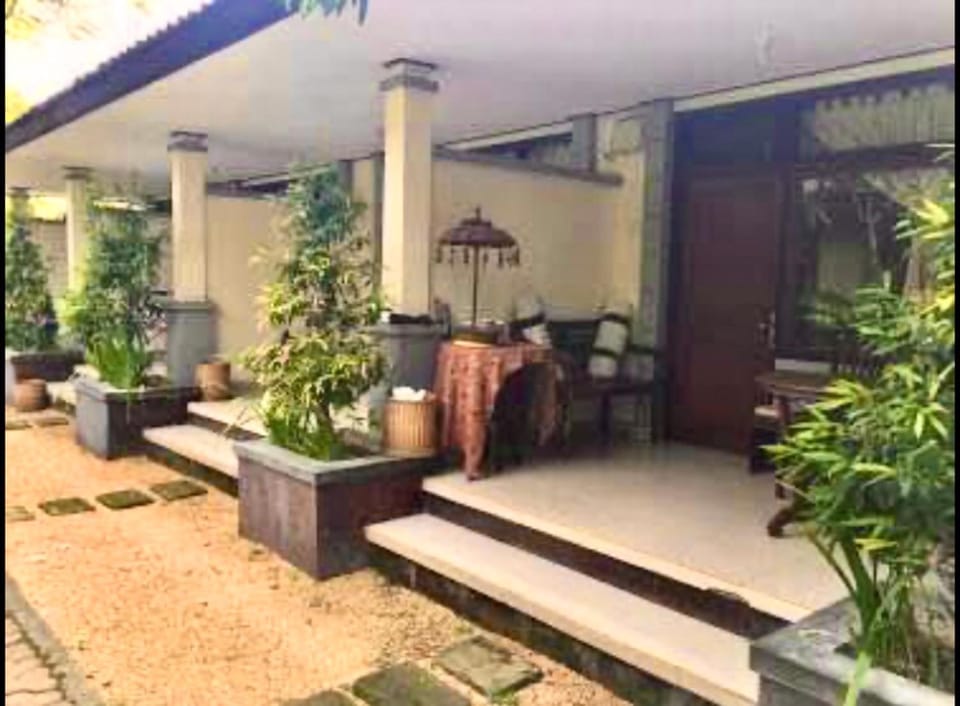 Gina's guest house Vacation rental in Denpasar