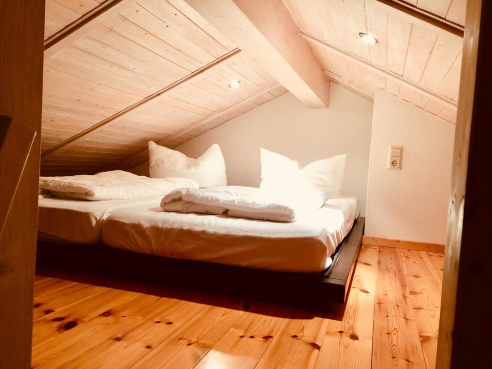 bunk bed